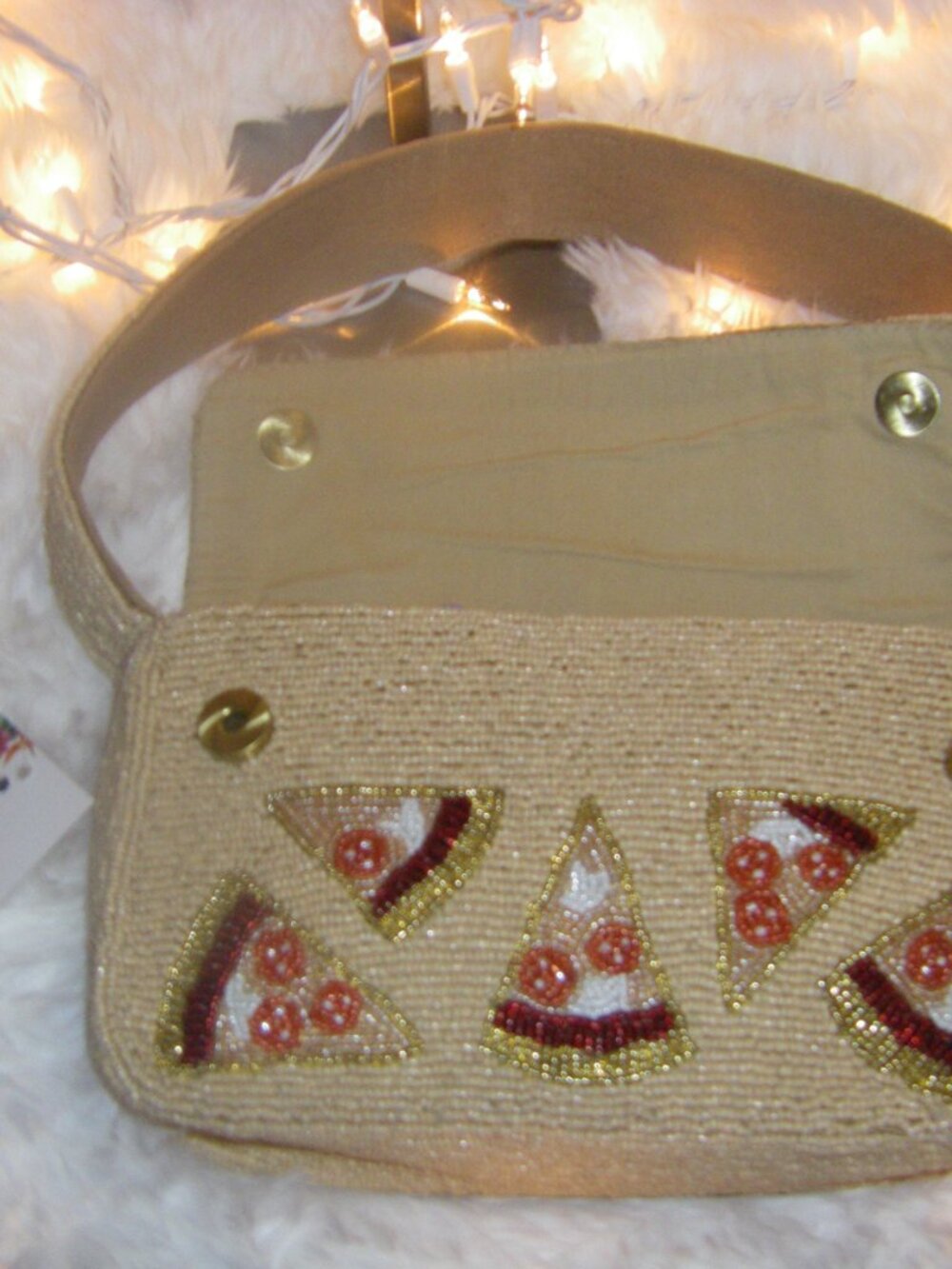 Viral Beaded Bag by Express Edit Tan/Red/Gold Pizza Slice Shoulder Bag NWT - Picture 9 of 13